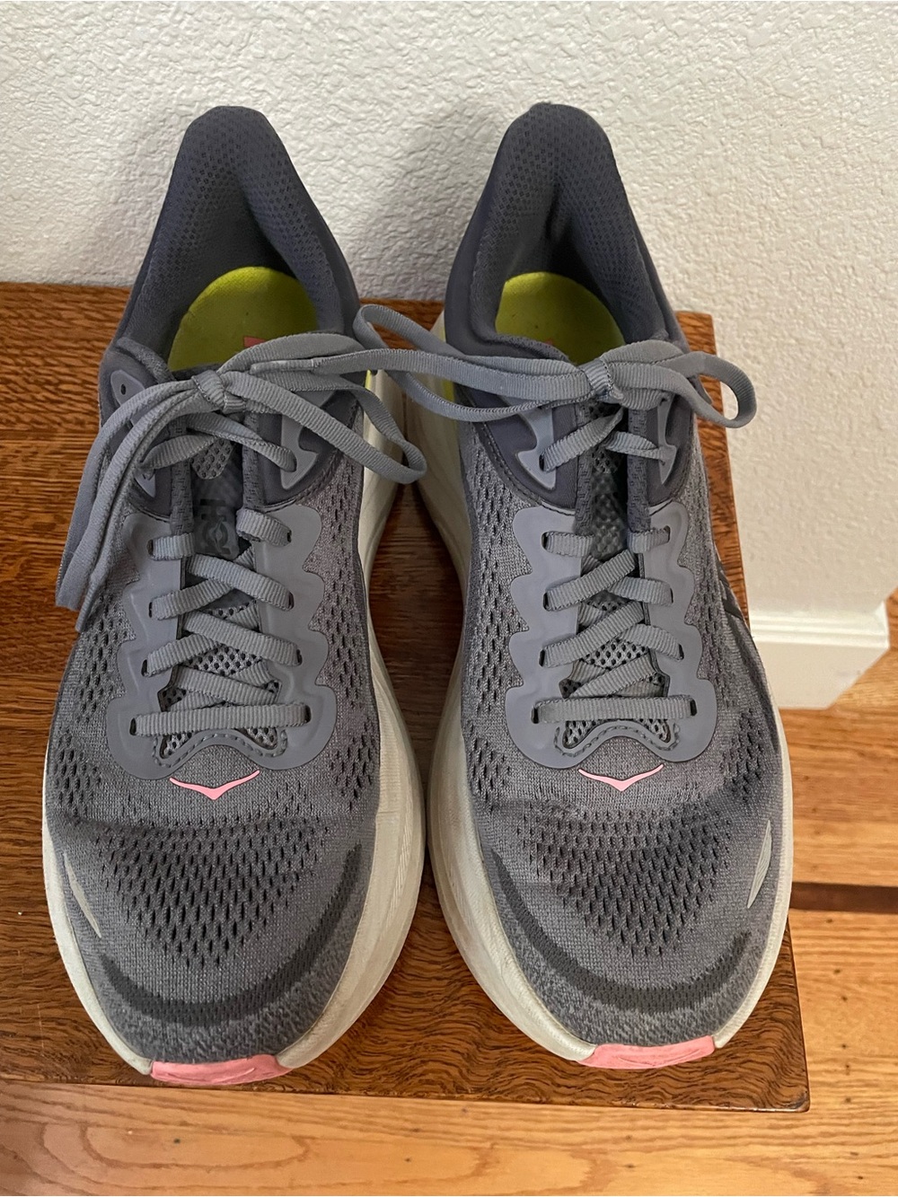 Hoka Women's Bondi 9